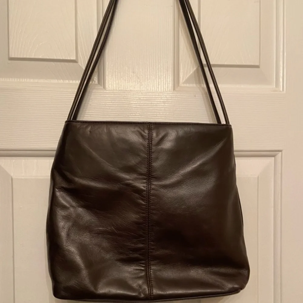 Enzo Angiolini brown leather‎ shoulder bag